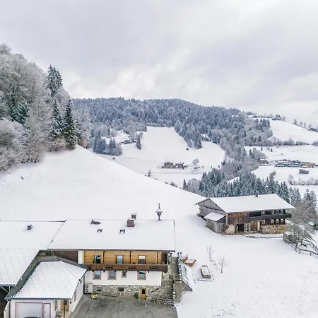 Tiroler Bergtraum 1 فيلدشوناو