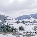 Tiroler Bergtraum 1 Apartament