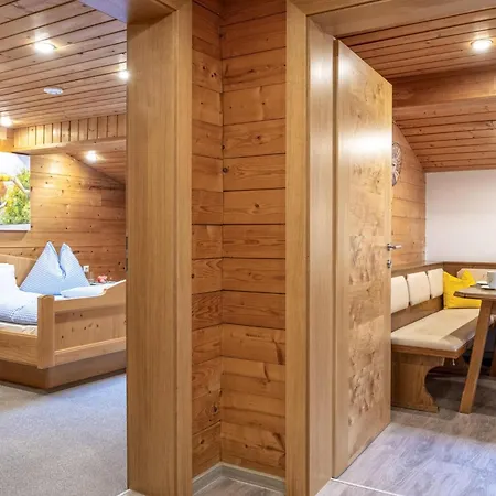 Tiroler Bergtraum 1 Apartmán *